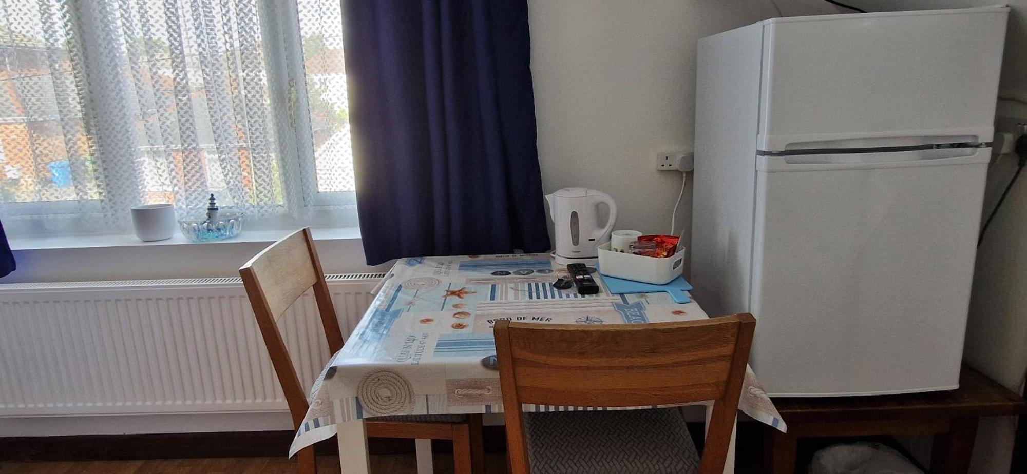 Chezzas Apartman Poole Kültér fotó
